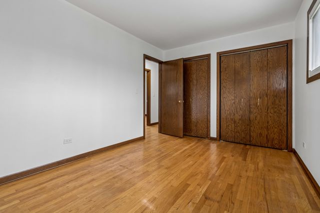5905 N Oketo Avenue, Chicago, IL 60631