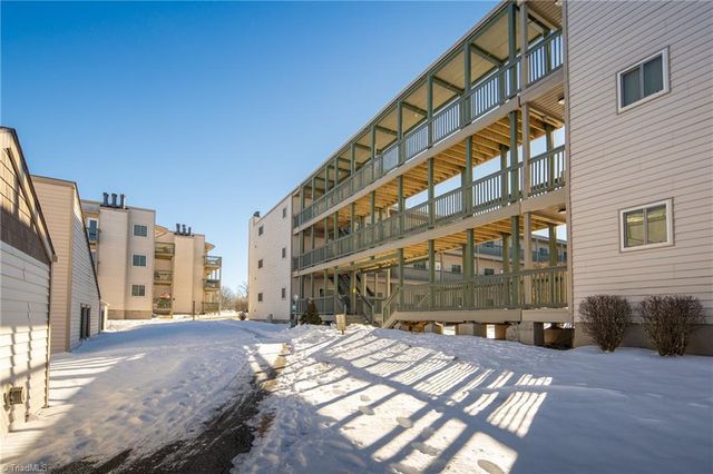 301 Pinnacle Inn Road 2101, Beech Mountain, NC 28604