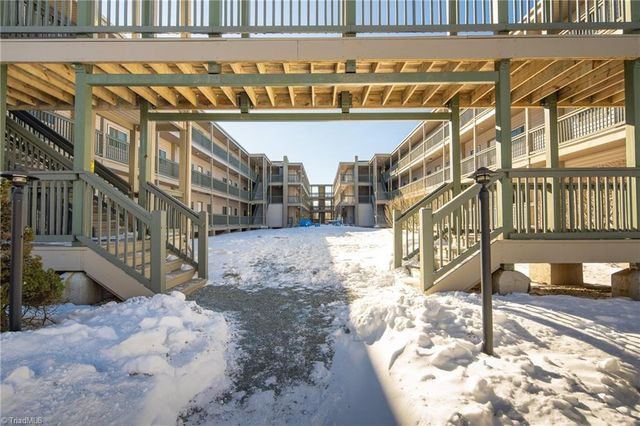 301 Pinnacle Inn Road 2101, Beech Mountain, NC 28604