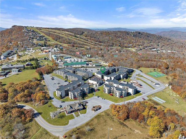 301 Pinnacle Inn Road 2101, Beech Mountain, NC 28604