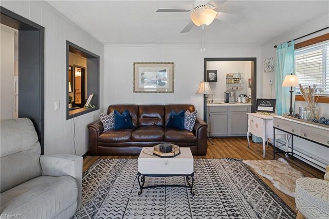 301 Pinnacle Inn Road 2101, Beech Mountain, NC 28604