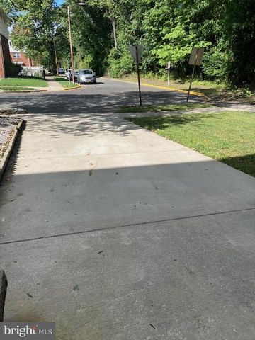 154 LAUREBA AVE, Stratford, NJ 08084