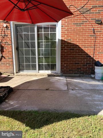 154 LAUREBA AVE, Stratford, NJ 08084