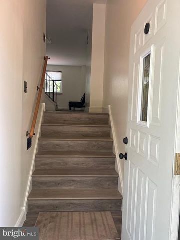 154 LAUREBA AVE, Stratford, NJ 08084