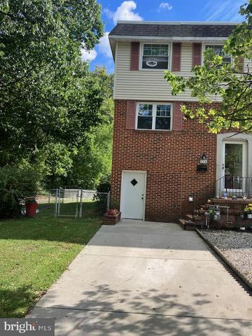154 LAUREBA AVE, Stratford, NJ 08084