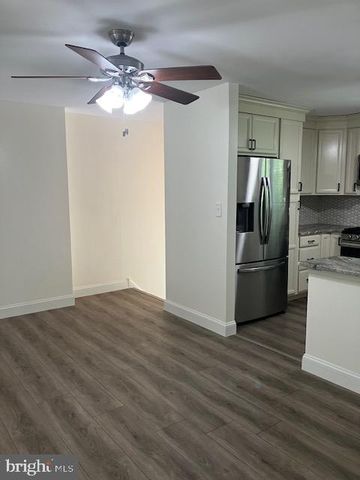 154 LAUREBA AVE, Stratford, NJ 08084