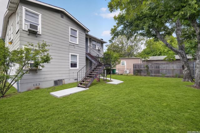 2001 Fresno, San Antonio, TX 78201