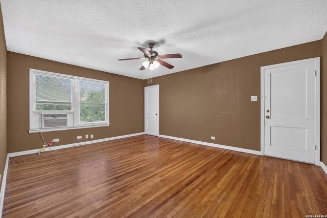 2001 Fresno, San Antonio, TX 78201