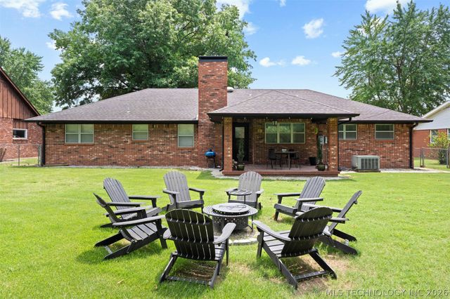 318 Sunset Drive, Vinita, OK 74301
