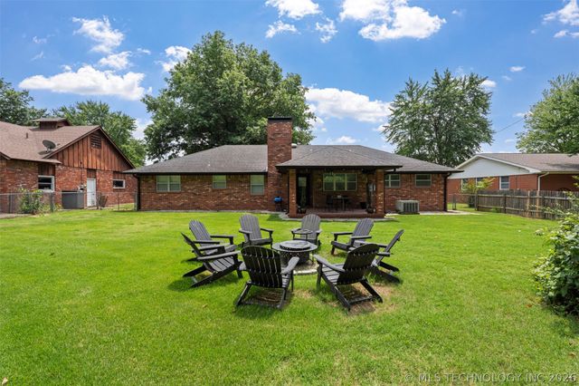 318 Sunset Drive, Vinita, OK 74301