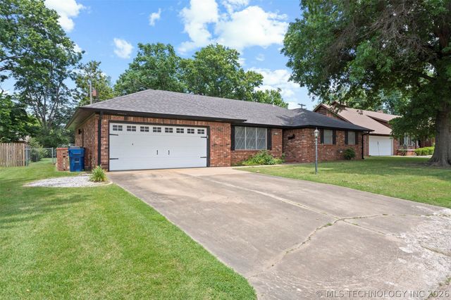 318 Sunset Drive, Vinita, OK 74301