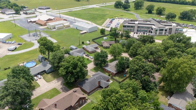 318 Sunset Drive, Vinita, OK 74301