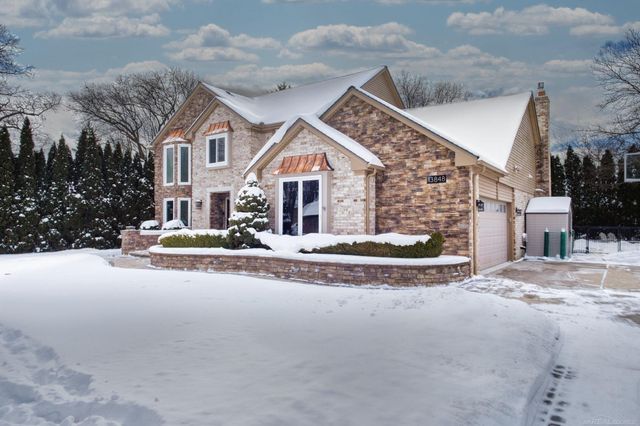 13848 Woodsett Court, Shelby Twp, MI 48315