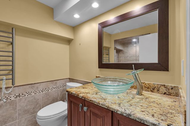 13848 Woodsett Court, Shelby Twp, MI 48315