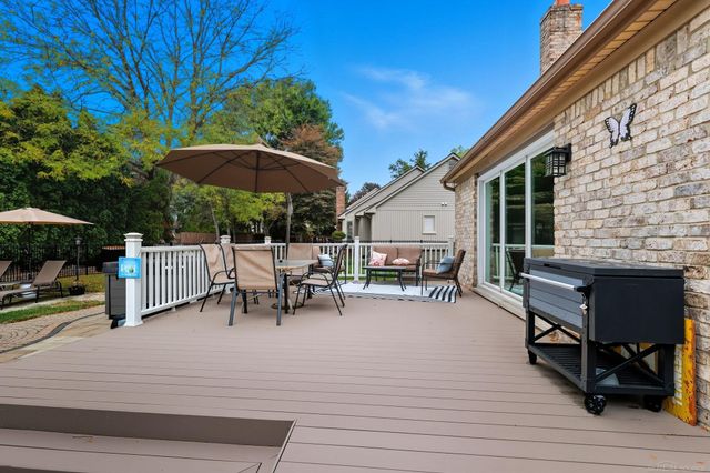 13848 Woodsett Court, Shelby Twp, MI 48315