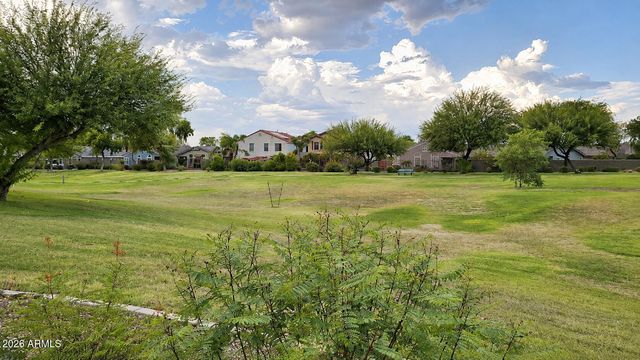4185 E WOODSIDE Court, Gilbert, AZ 85297