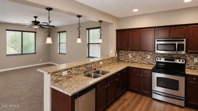 4185 E WOODSIDE Court, Gilbert, AZ 85297