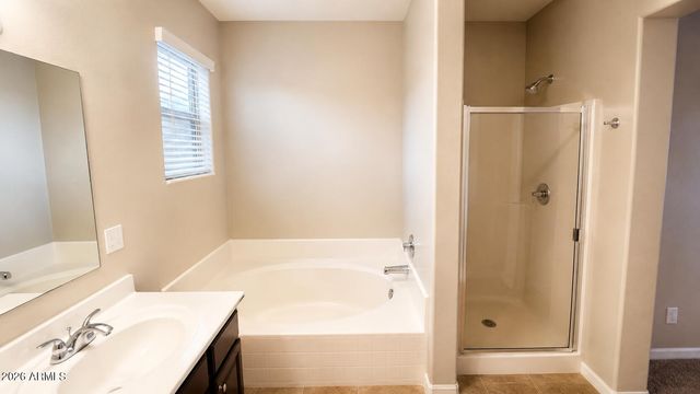 4185 E WOODSIDE Court, Gilbert, AZ 85297