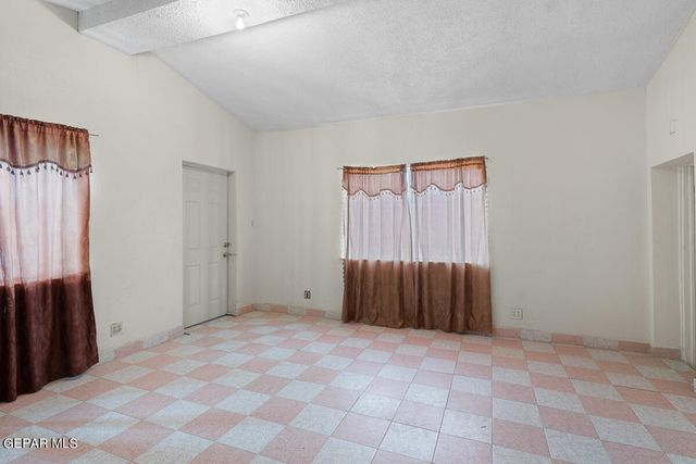 3905 DURAZNO Avenue, El Paso, TX 79905