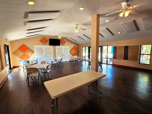 501 E BAY DRIVE 3401, Largo, FL 33770