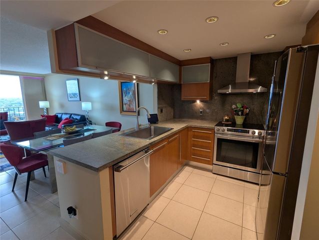 1800 N Andrews Avenue 10G, Fort Lauderdale, FL 33311