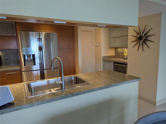 1800 N Andrews Avenue 10G, Fort Lauderdale, FL 33311