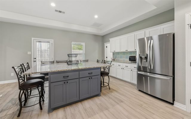6797 Bridle Bit Trail, Fort Worth, TX 76135