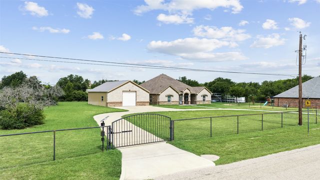 6797 Bridle Bit Trail, Fort Worth, TX 76135