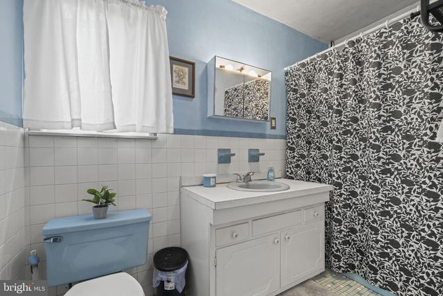 2029 E CEDARVILLE RD, Pottstown, PA 19465