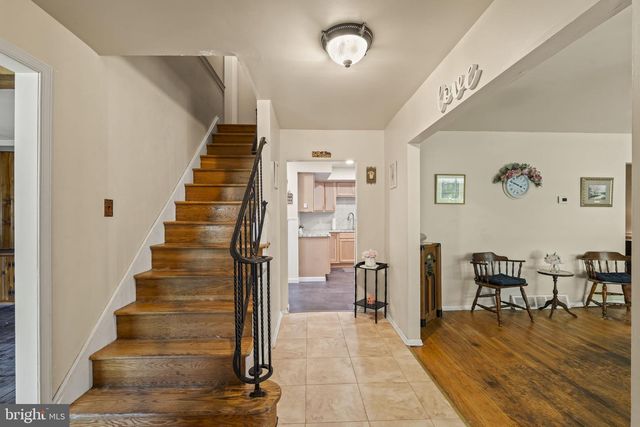 2029 E CEDARVILLE RD, Pottstown, PA 19465