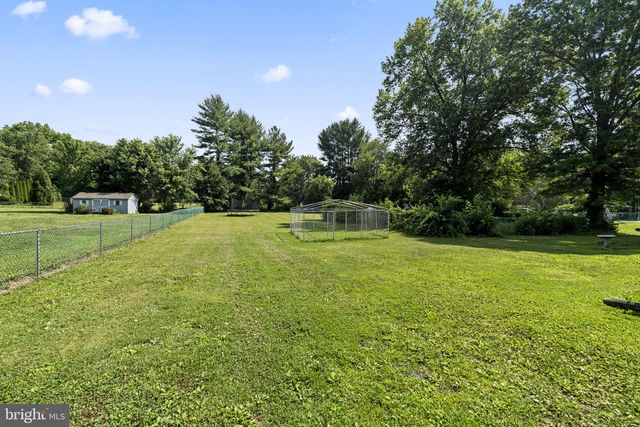 2029 E CEDARVILLE RD, Pottstown, PA 19465