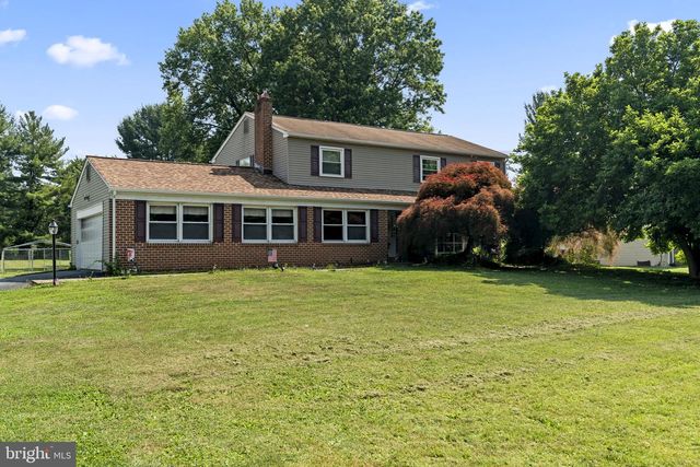 2029 E CEDARVILLE RD, Pottstown, PA 19465