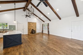 2697 Midland Rd, Shelbyville, TN 37160