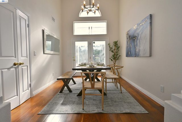 2966 Meridien Cir, Union City, CA 94587