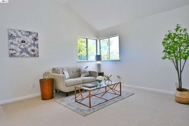 2966 Meridien Cir, Union City, CA 94587