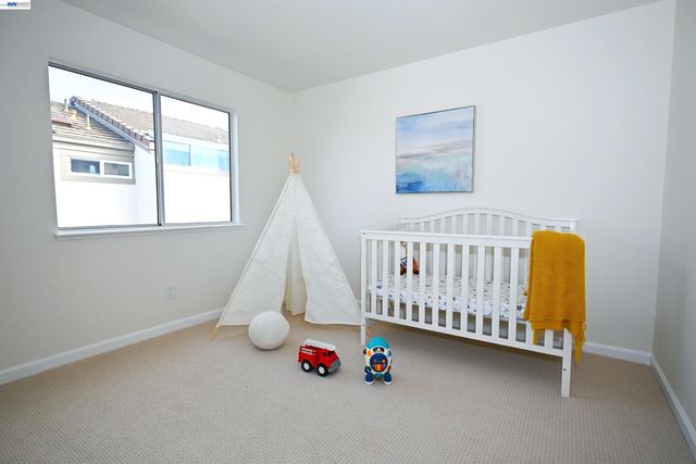 2966 Meridien Cir, Union City, CA 94587