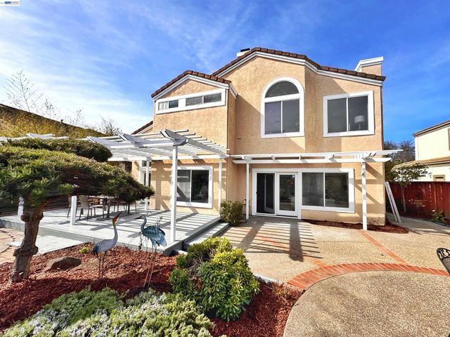 2966 Meridien Cir, Union City, CA 94587