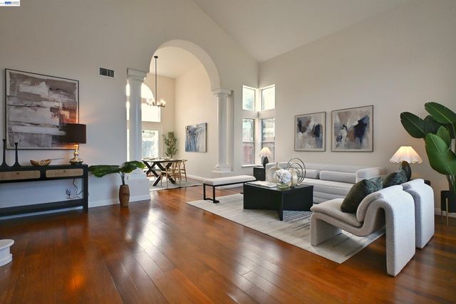 2966 Meridien Cir, Union City, CA 94587