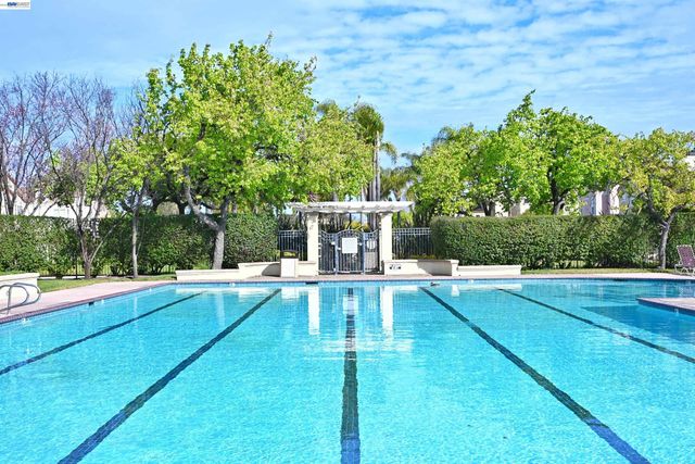 2966 Meridien Cir, Union City, CA 94587