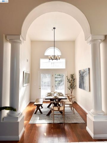 2966 Meridien Cir, Union City, CA 94587