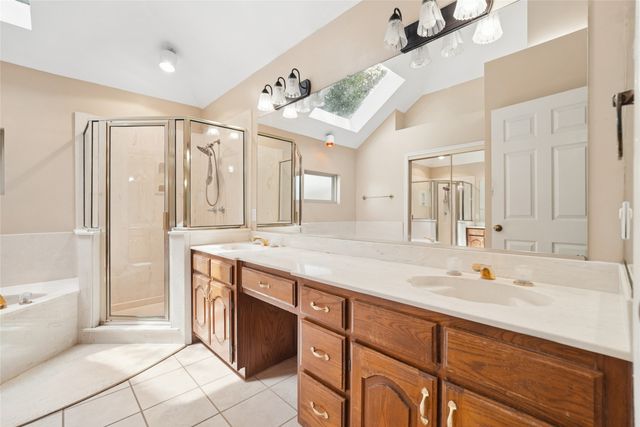 1304 Carriage Creek Drive, Desoto, TX 75115