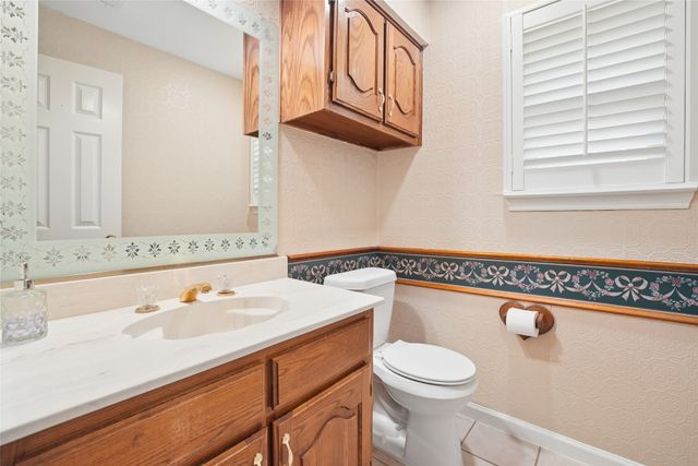 1304 Carriage Creek Drive, Desoto, TX 75115