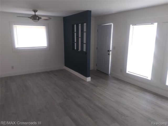 672 Nash Avenue, Ypsilanti, MI 48198