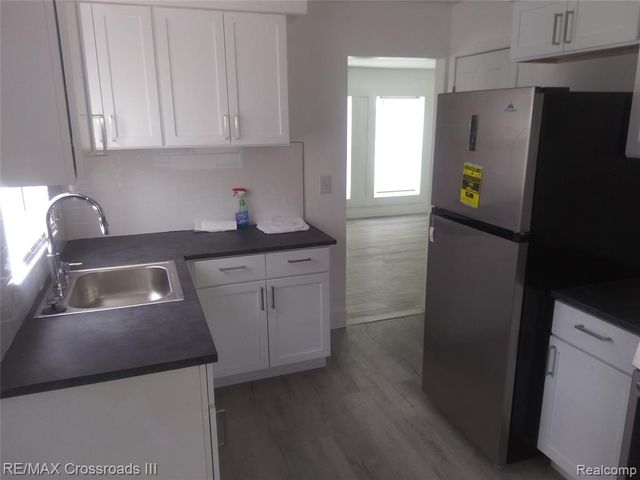 672 Nash Avenue, Ypsilanti, MI 48198