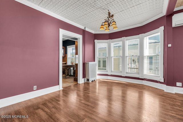 31 Embury Avenue, Ocean Grove, NJ 07756