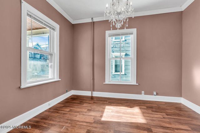 31 Embury Avenue, Ocean Grove, NJ 07756