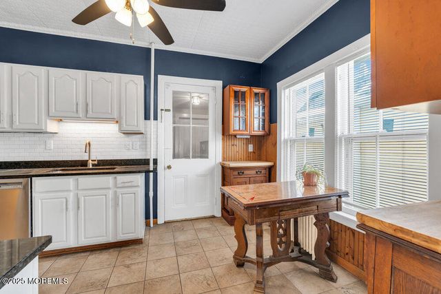 31 Embury Avenue, Ocean Grove, NJ 07756