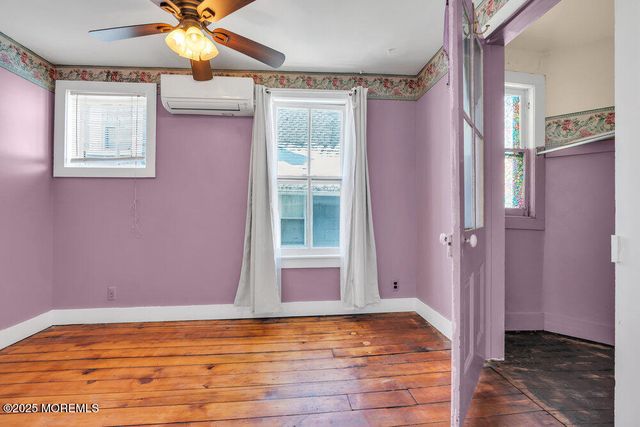 31 Embury Avenue, Ocean Grove, NJ 07756