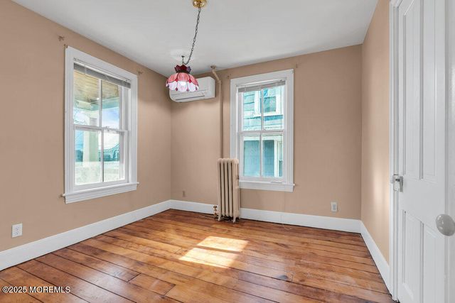 31 Embury Avenue, Ocean Grove, NJ 07756