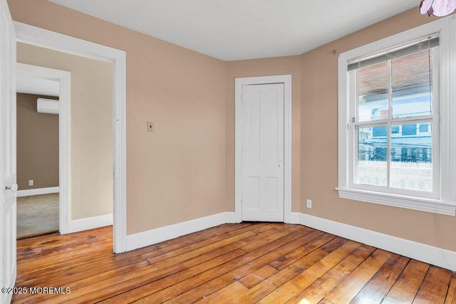 31 Embury Avenue, Ocean Grove, NJ 07756